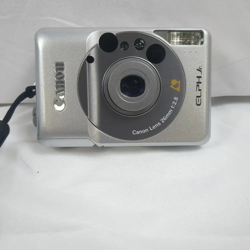 Canon IX240 Camera Elph Jr. Film Point &‎ Shoot 26mm 1:2.8 Silver Used